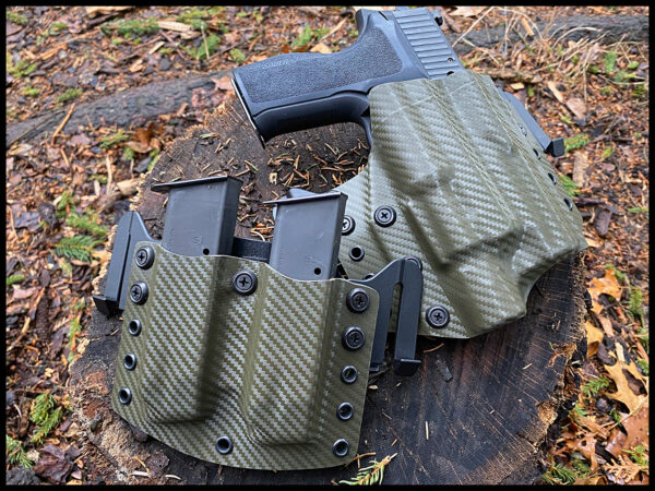 PUNISHER GREEN & TAN Hanguns with STREAMLIGHT TLR-3 OWB Kydex Holster for 50 